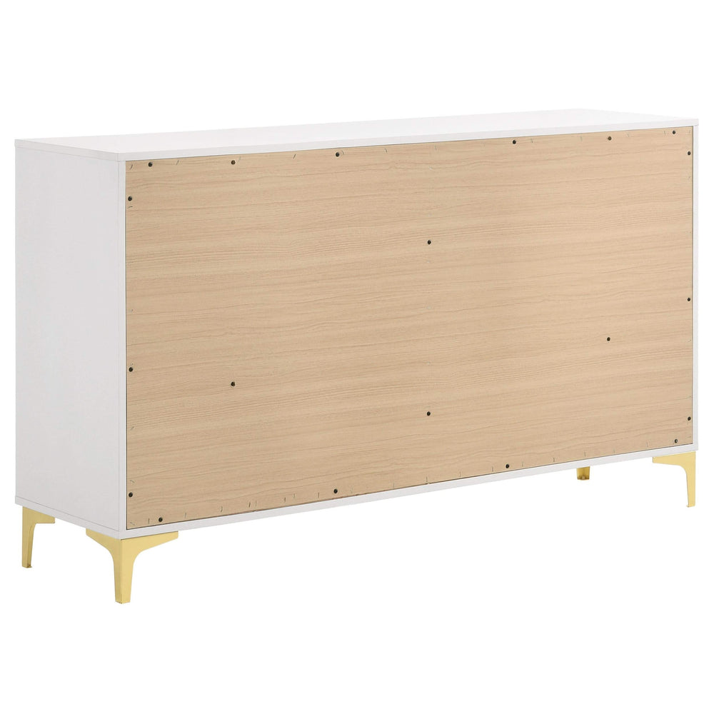 Juego de dormitorio Kendall Eastern King de 4 piezas en blanco