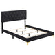 Cama tapizada Kendall Eastern King con paneles en color negro