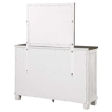 Cómoda Lilith de 7 cajones con espejo en blanco envejecido