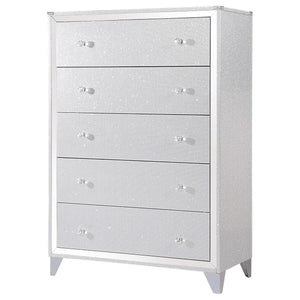 Cómoda de dormitorio Larue de 5 cajones plateada