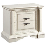 Juego de dormitorio Evelyn de 5 piezas Eastern King con iluminación en la cabecera, blanco antiguo