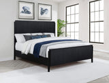 Cama California King con paneles Brookmead Wood, color negro