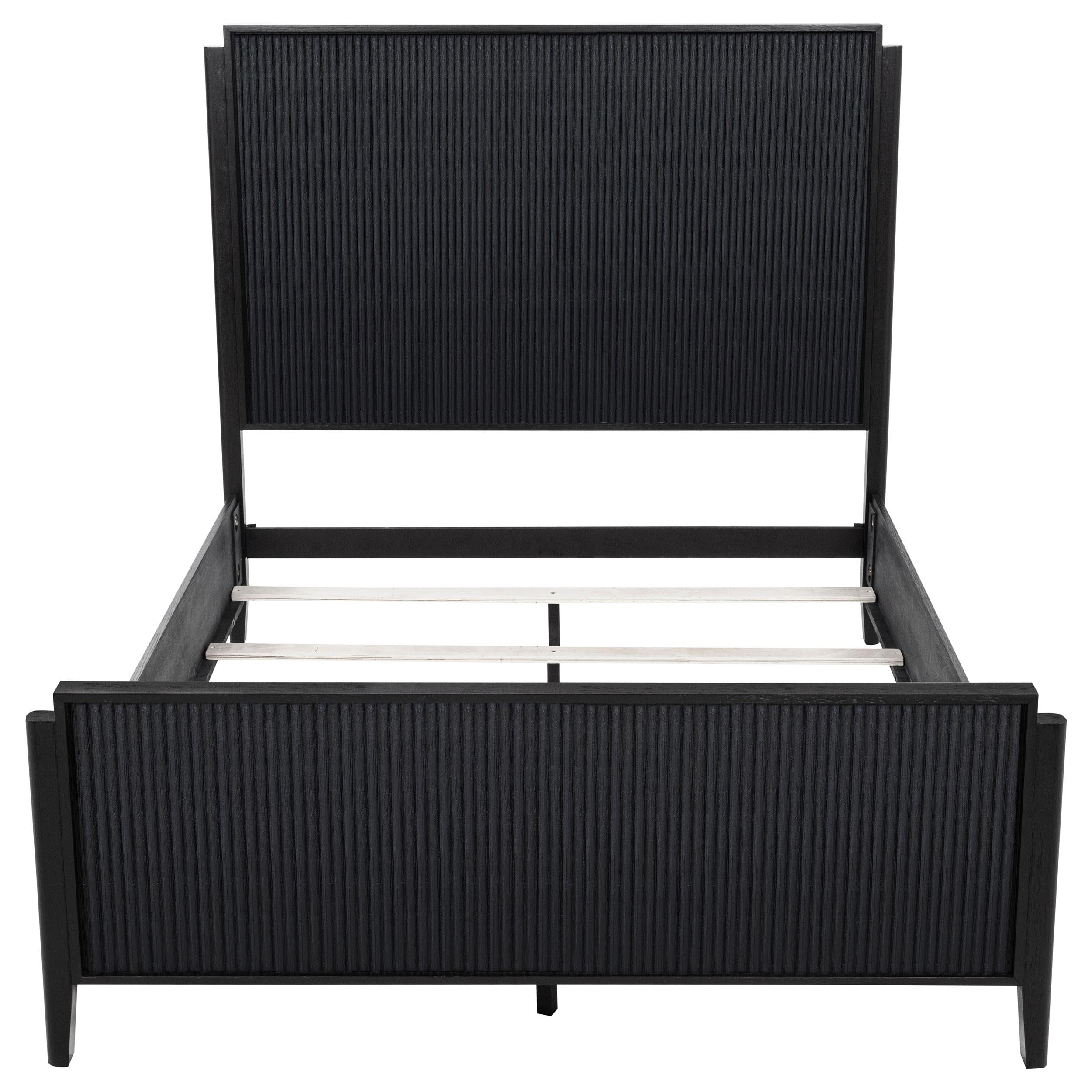 Brookmead Wood Queen Panel Bed Black