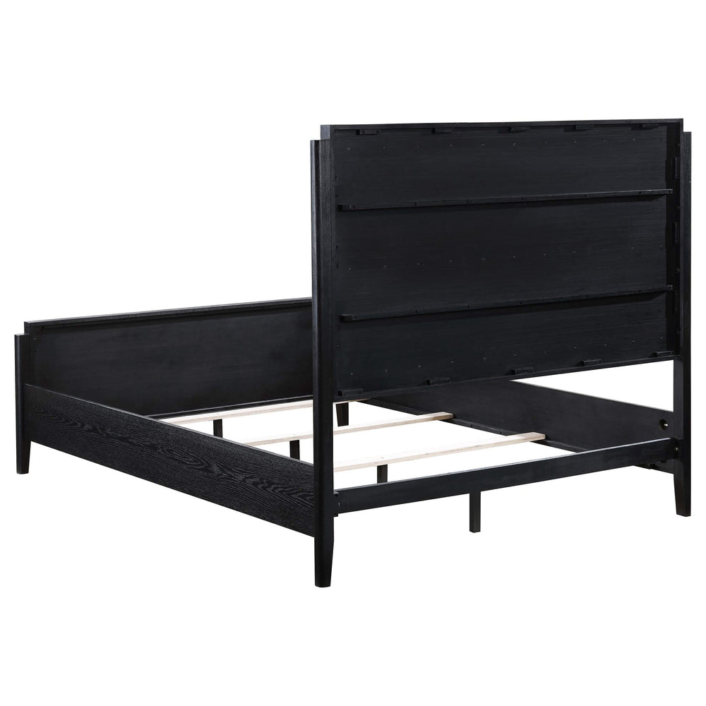Cama Queen con paneles de madera Brookmead, color negro