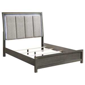 Cama con panel LED Kieran Wood Eastern King, gris