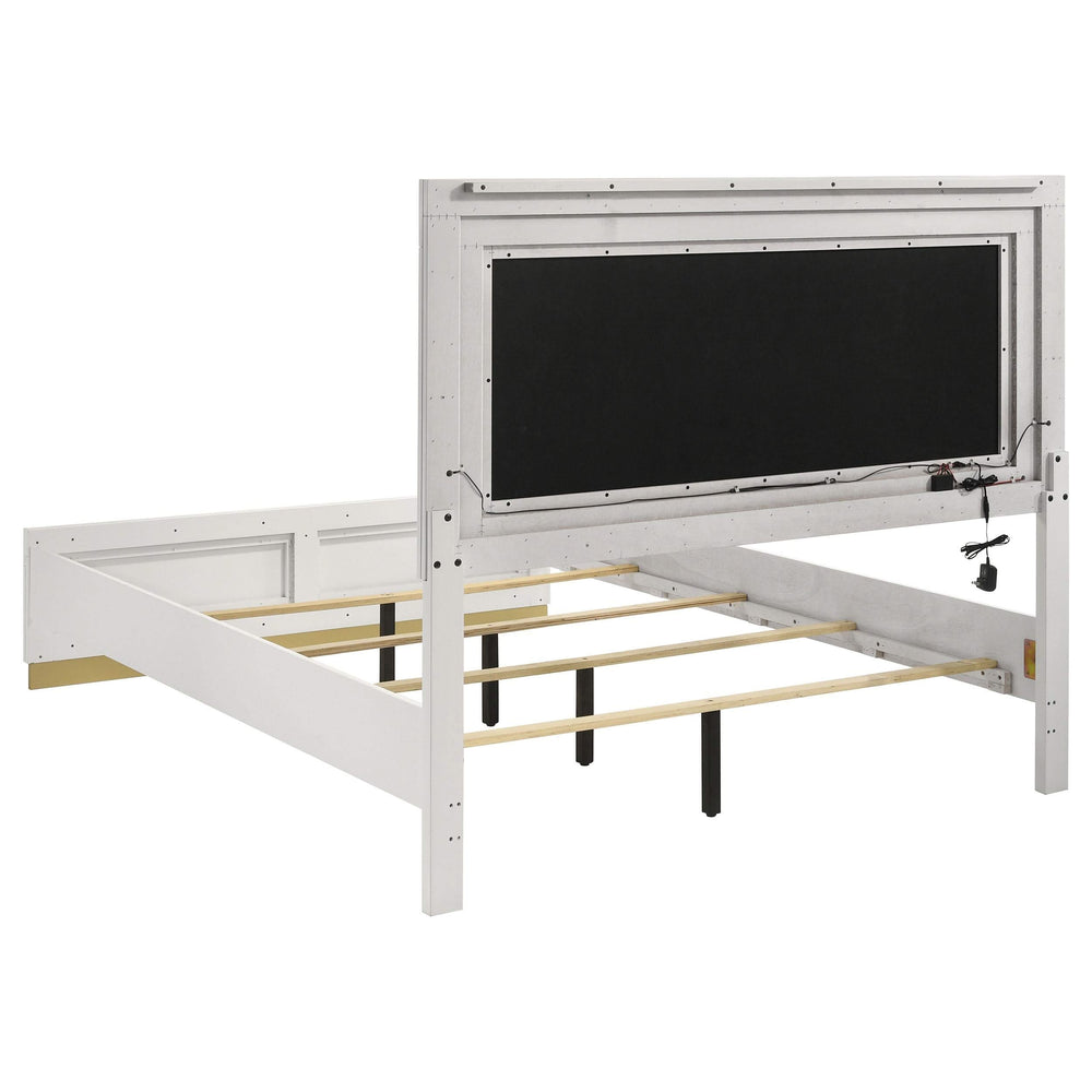 Juego de dormitorio Caraway de 5 piezas Queen en blanco