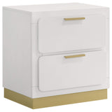 Juego de dormitorio Caraway de 5 piezas Queen en blanco
