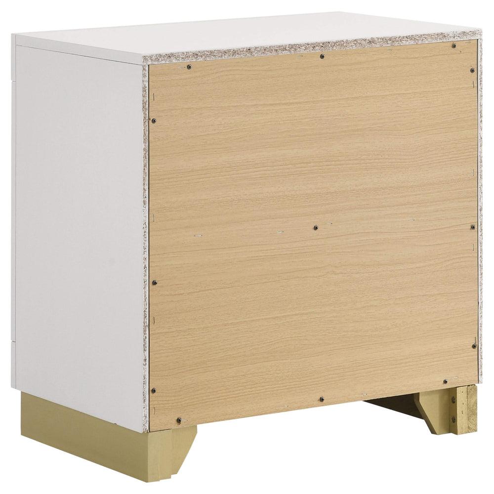 Juego de dormitorio Caraway de 5 piezas Queen en blanco