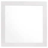 Juego de dormitorio Caraway de 5 piezas Queen en blanco