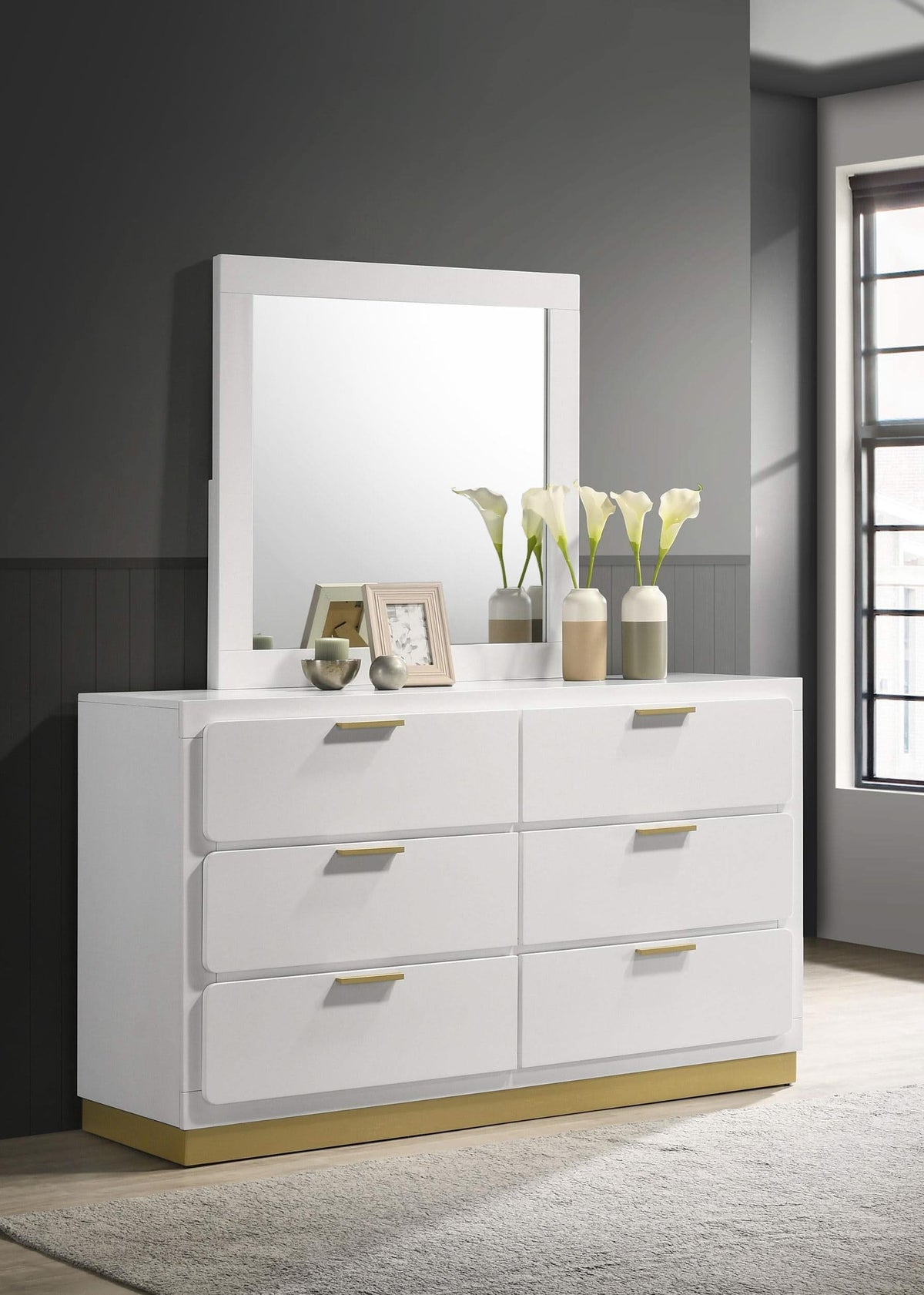 Cómoda Caraway de 6 cajones con espejo blanca