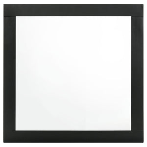Juego de dormitorio Caraway de 4 piezas Eastern King, color negro