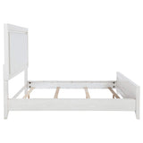 Cama Marielle Eastern King con paneles tapizados en blanco desgastado