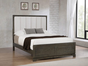 Cama Gran Park Eastern King de 59 pulgadas con paneles en color cacao oscuro