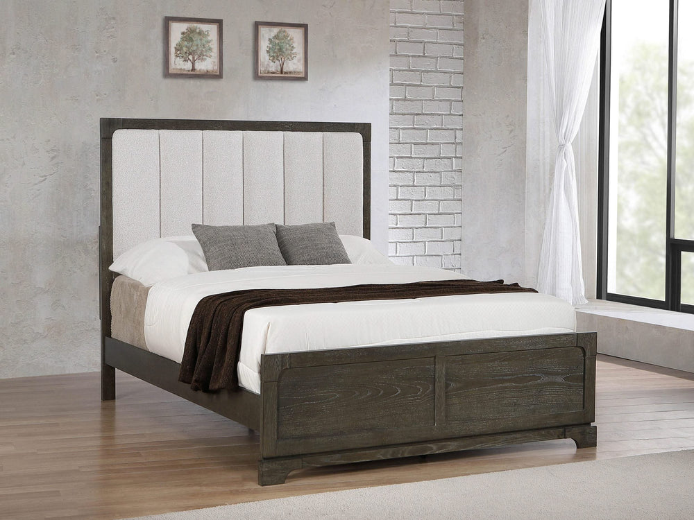 Cama Queen con paneles Gran Park de 59 pulgadas en color cacao oscuro