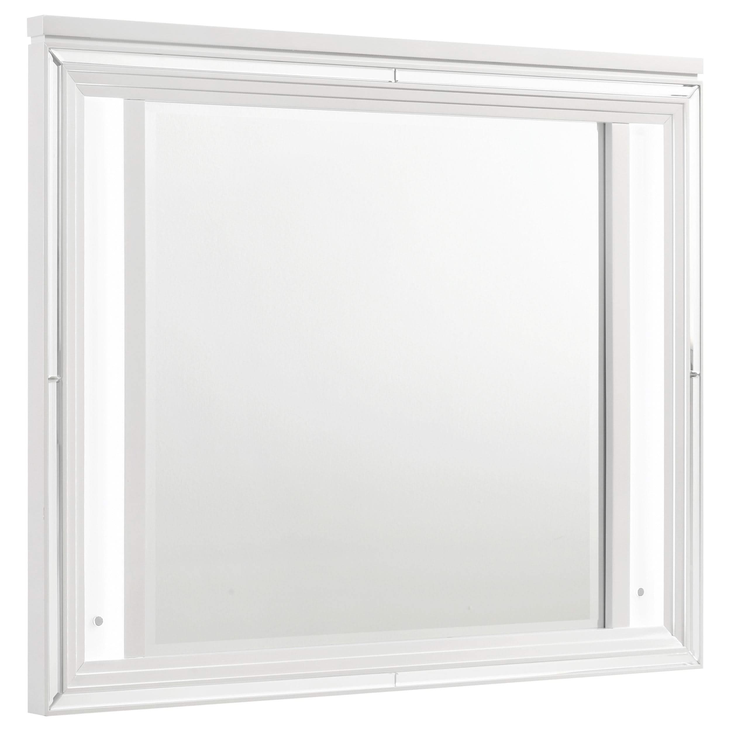 Juego de dormitorio Marmore de 4 piezas Eastern King, blanco