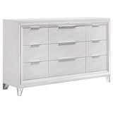 Juego de dormitorio Marmore de 5 piezas Eastern King, blanco