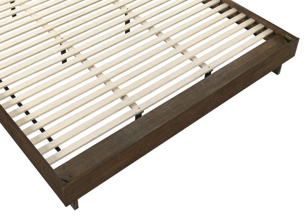 Cama Glenwood Eastern King de 48 pulgadas con plataforma y paneles, color marrón cálido