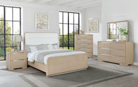 Juego de dormitorio Ladera de 5 piezas Eastern King, olmo claro