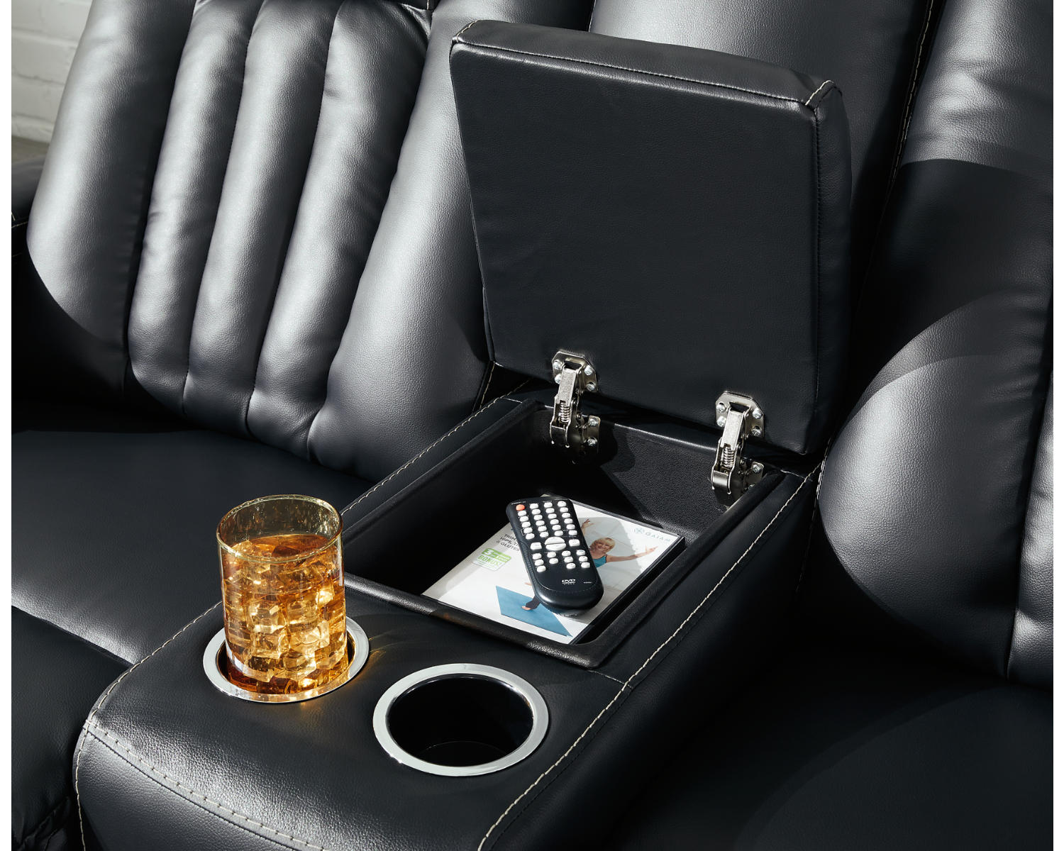 Center Point Reclining Loveseat with Console