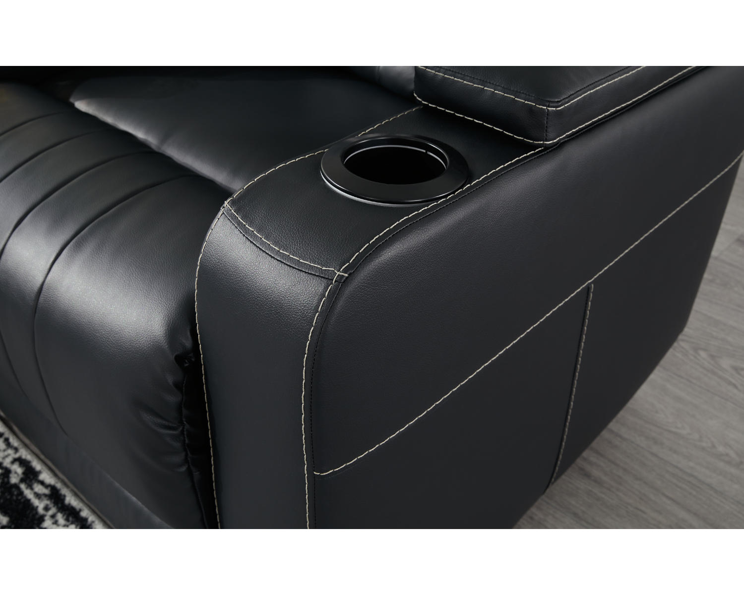 Center Point Reclining Loveseat with Console