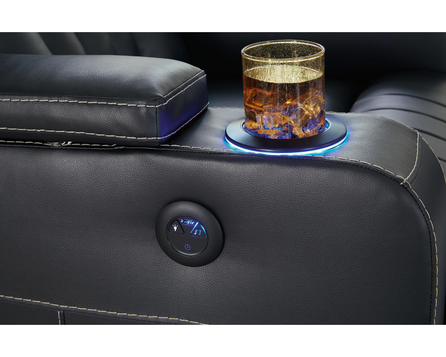 Center Point Reclining Loveseat with Console
