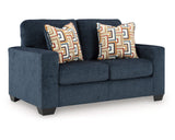 Aviemore Loveseat