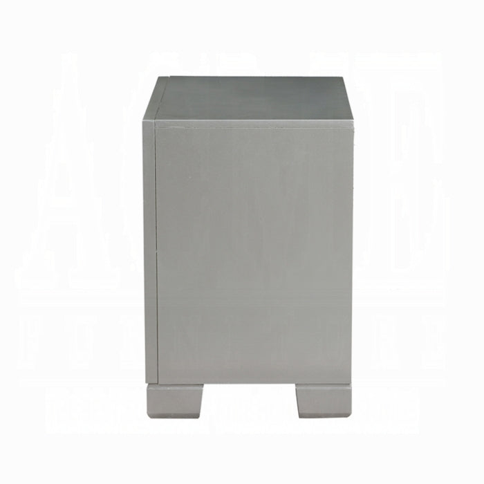 Voeville II Nightstand
