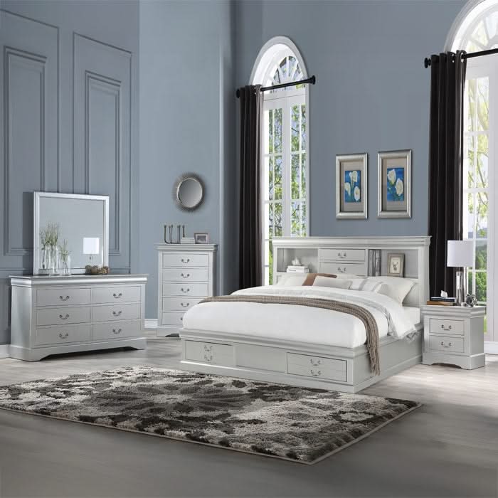 Louis Philippe III Queen Bed W/Storage