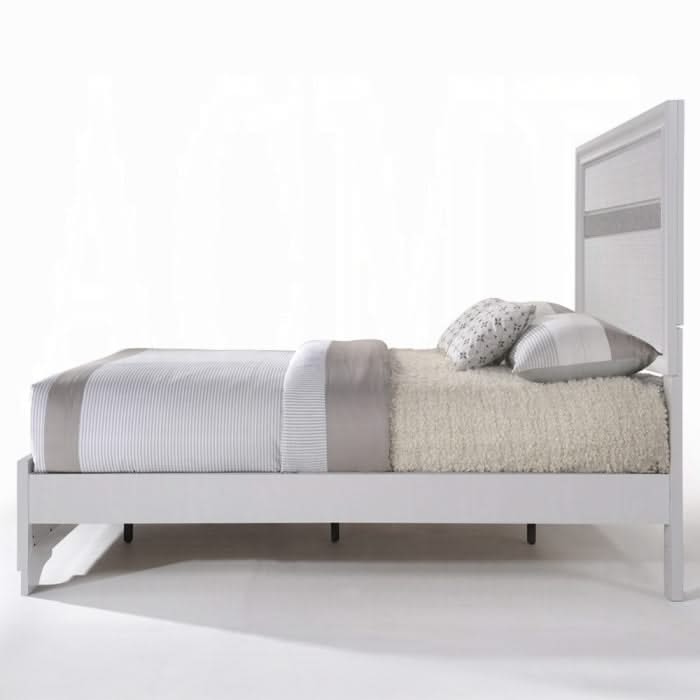 Naima Full Bed