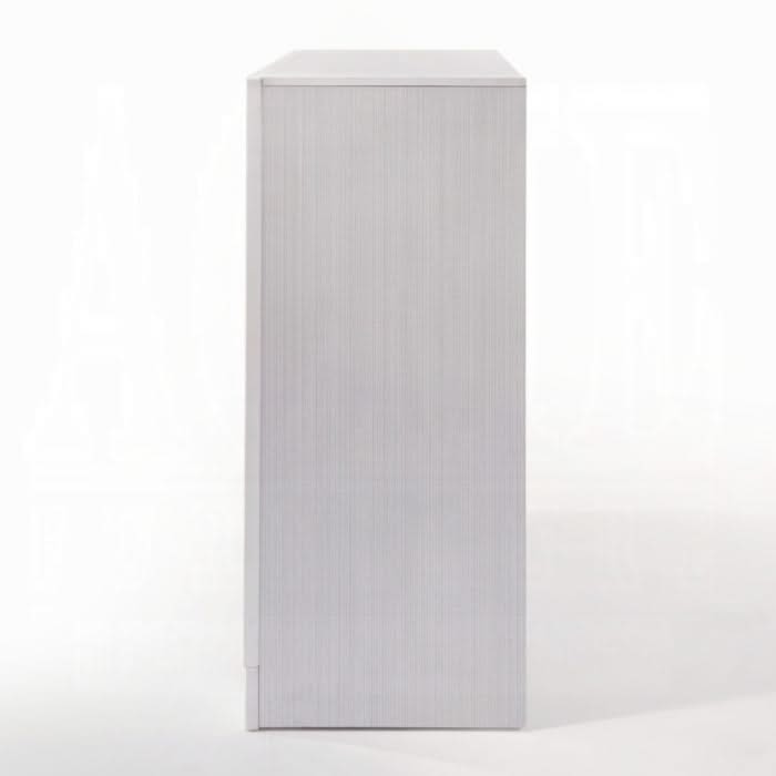 Naima Dresser