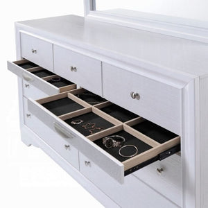 Naima Dresser