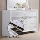Naima Dresser