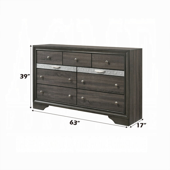 Naima Dresser