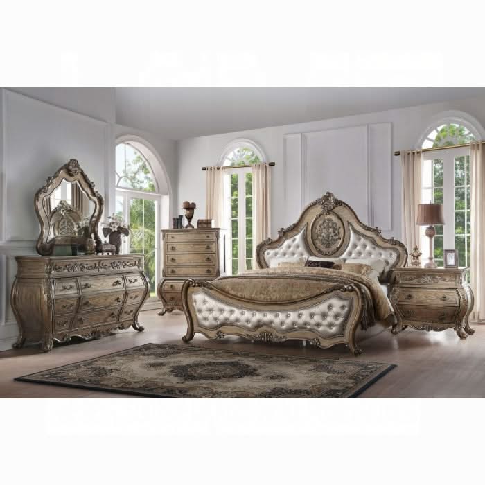 Ragenardus Queen Bed