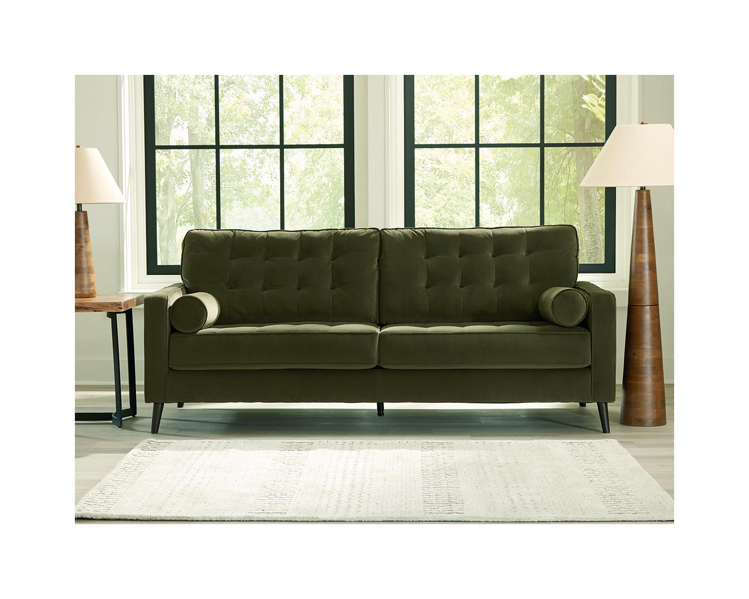 Reveon Lakes Sofa