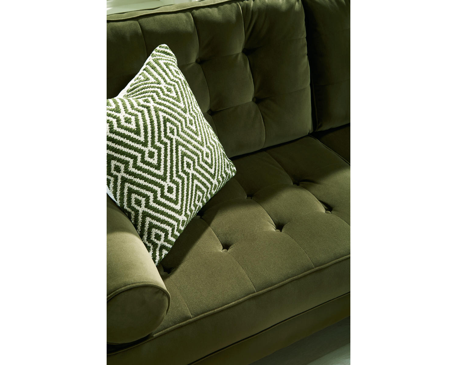 Reveon Lakes Sofa and Loveseat