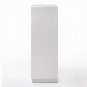 Naima II Chest