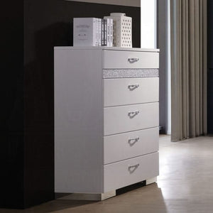 Naima II Chest