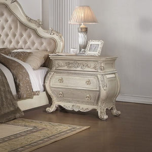 Ragenardus Nightstand
