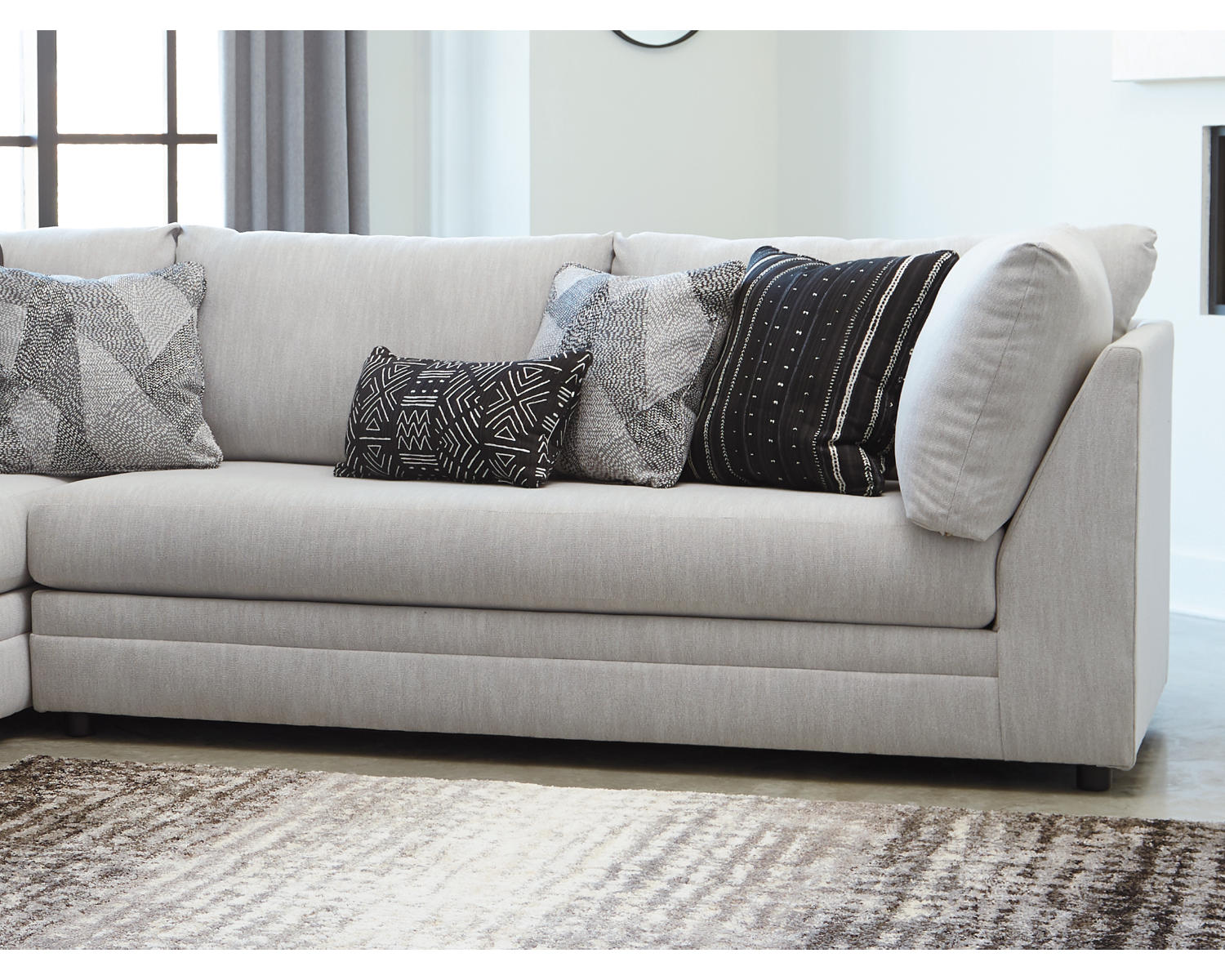 Neira Right-Arm Facing Sofa