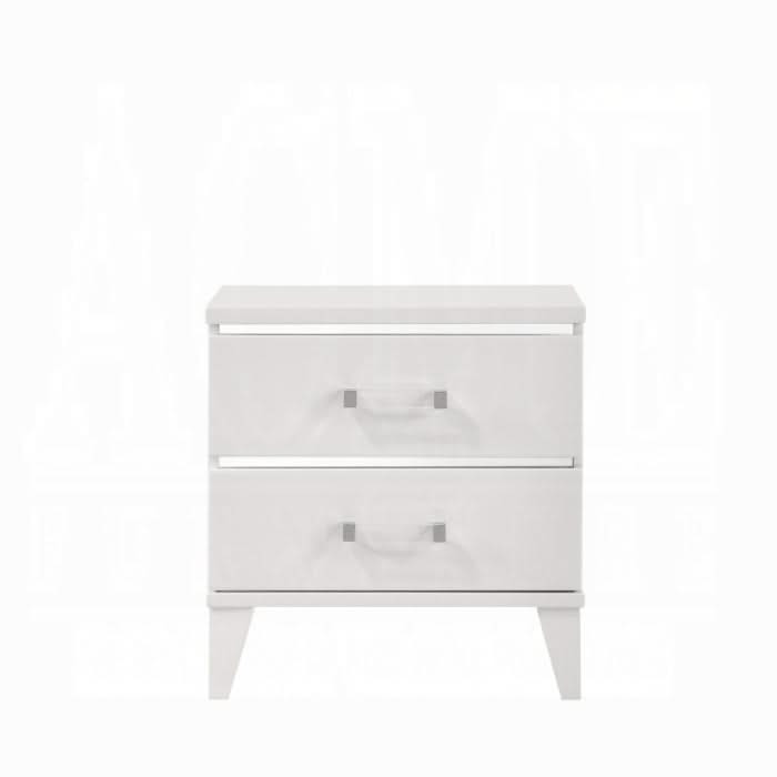 Chelsie Nightstand