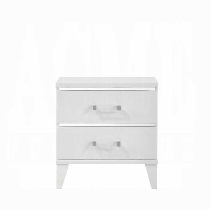 Chelsie Nightstand
