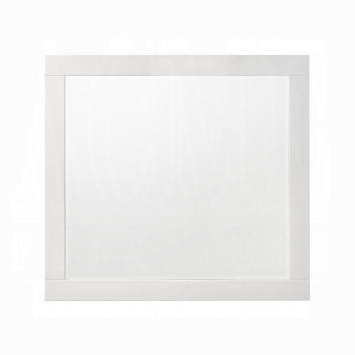 Chelsie Mirror