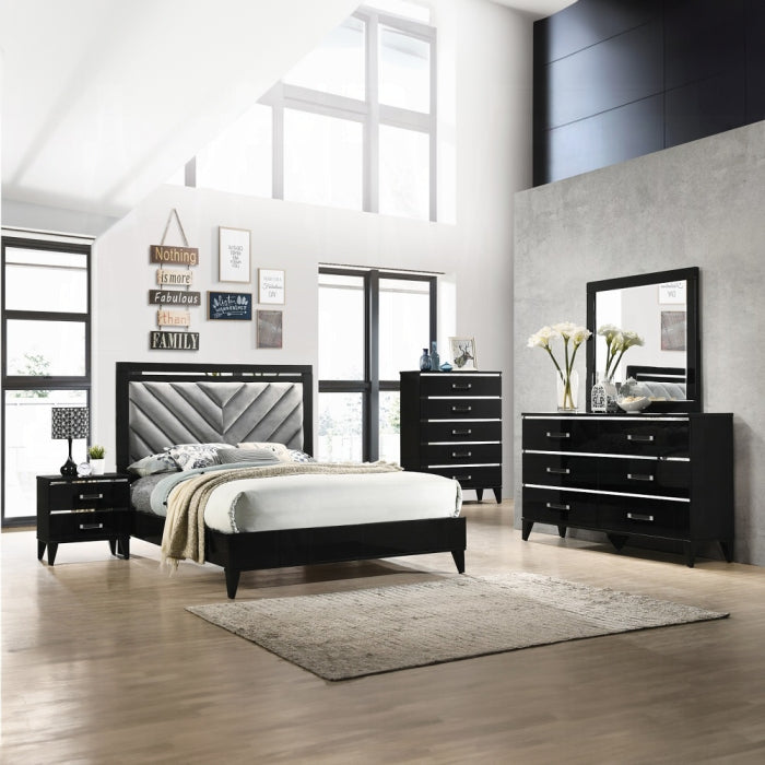 Chelsie EK Bed