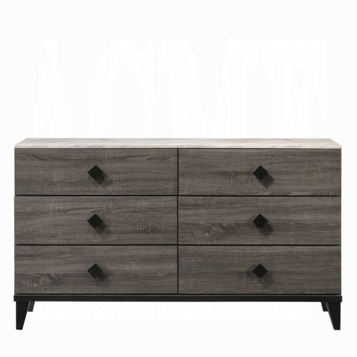 Avantika Dresser
