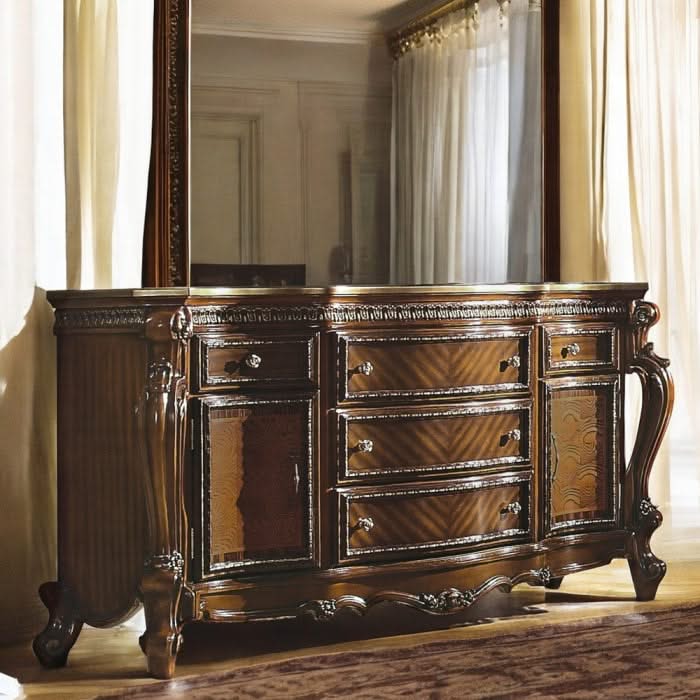 Picardy Dresser