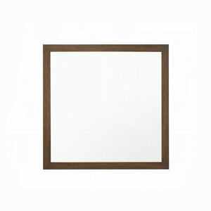 Miquell Mirror