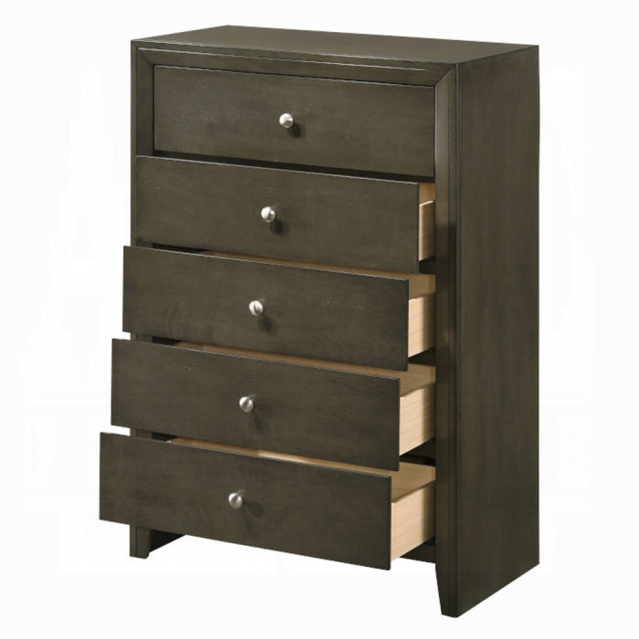 Ilana Chest