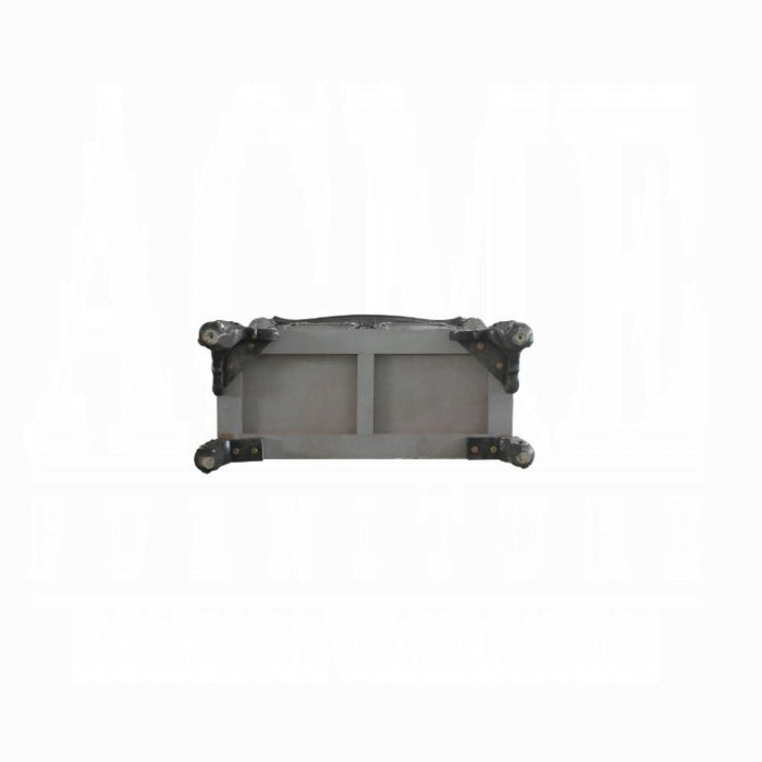 House Delphine Chest