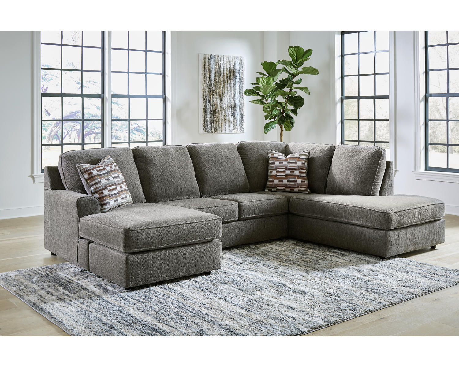 O'Phannon 2-Piece Sectional with Chaise